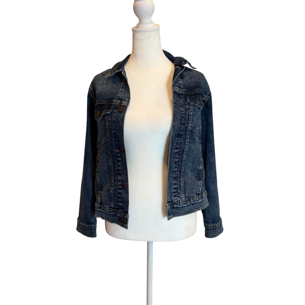 Denim Jacket Blue Jean Jacket Casual Everyday Layering Levi signature button up